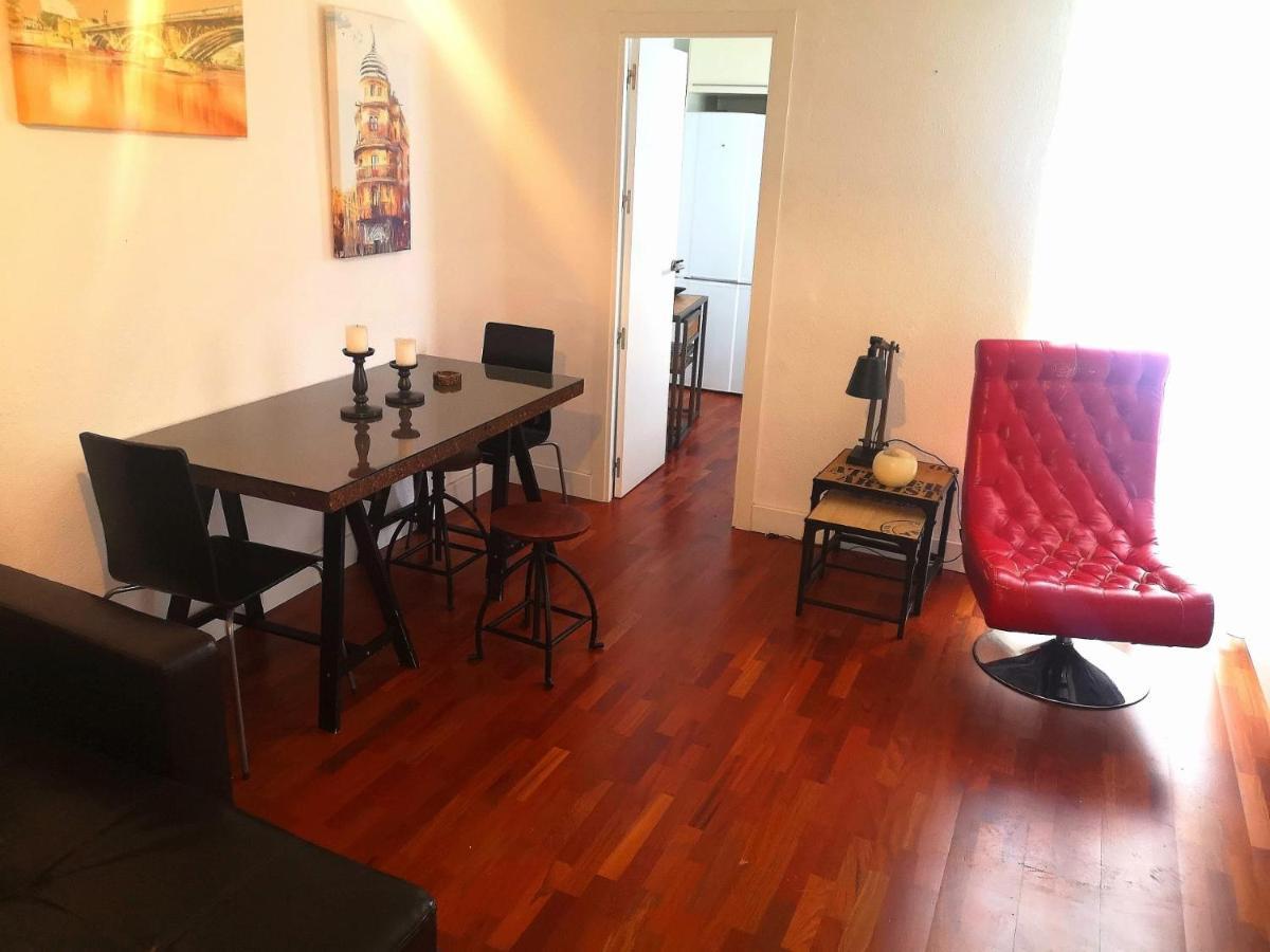 Apartamento Vacacional Santa Cruz Sevilla Bagian luar foto