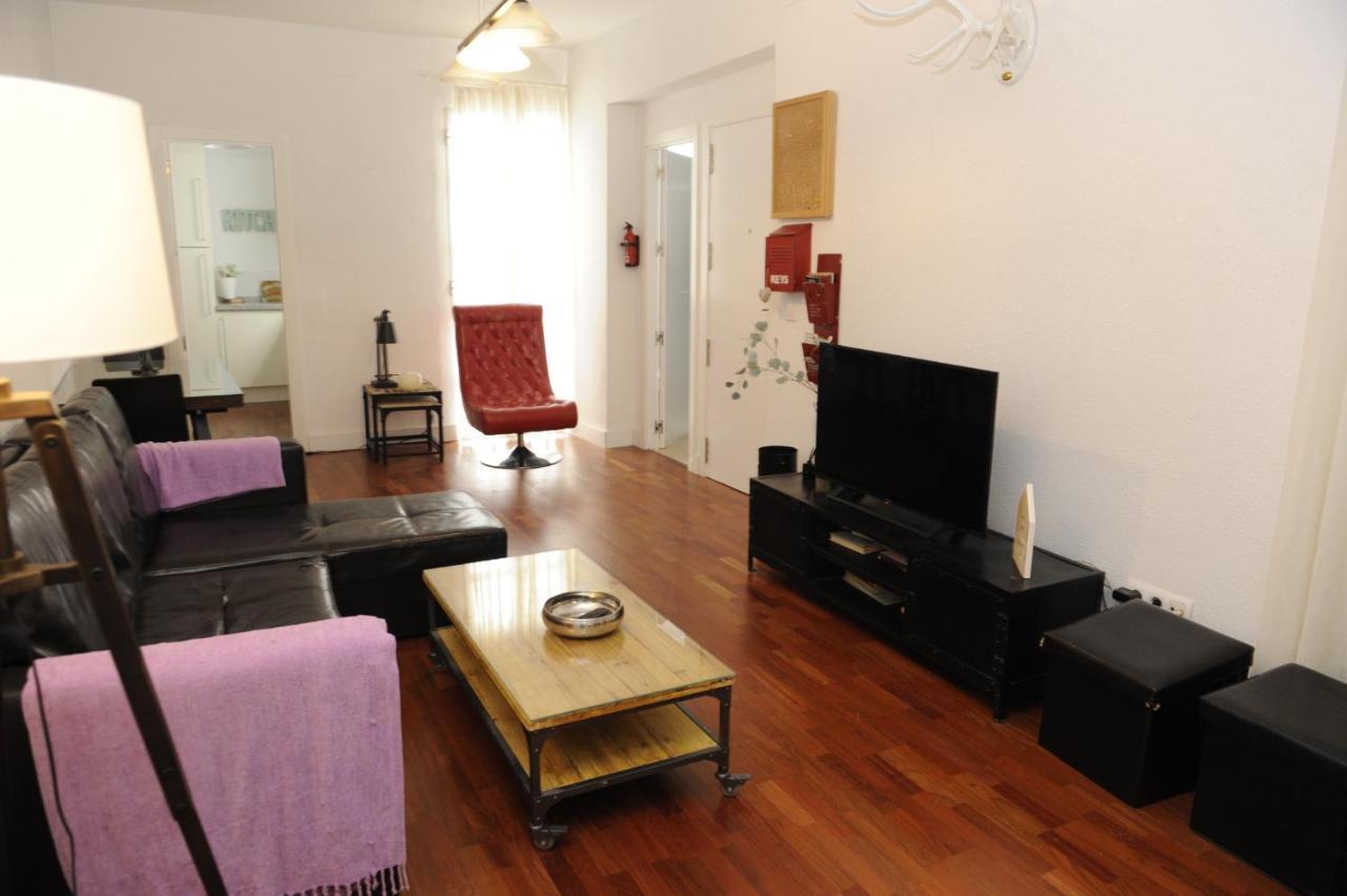 Apartamento Vacacional Santa Cruz Sevilla Bagian luar foto