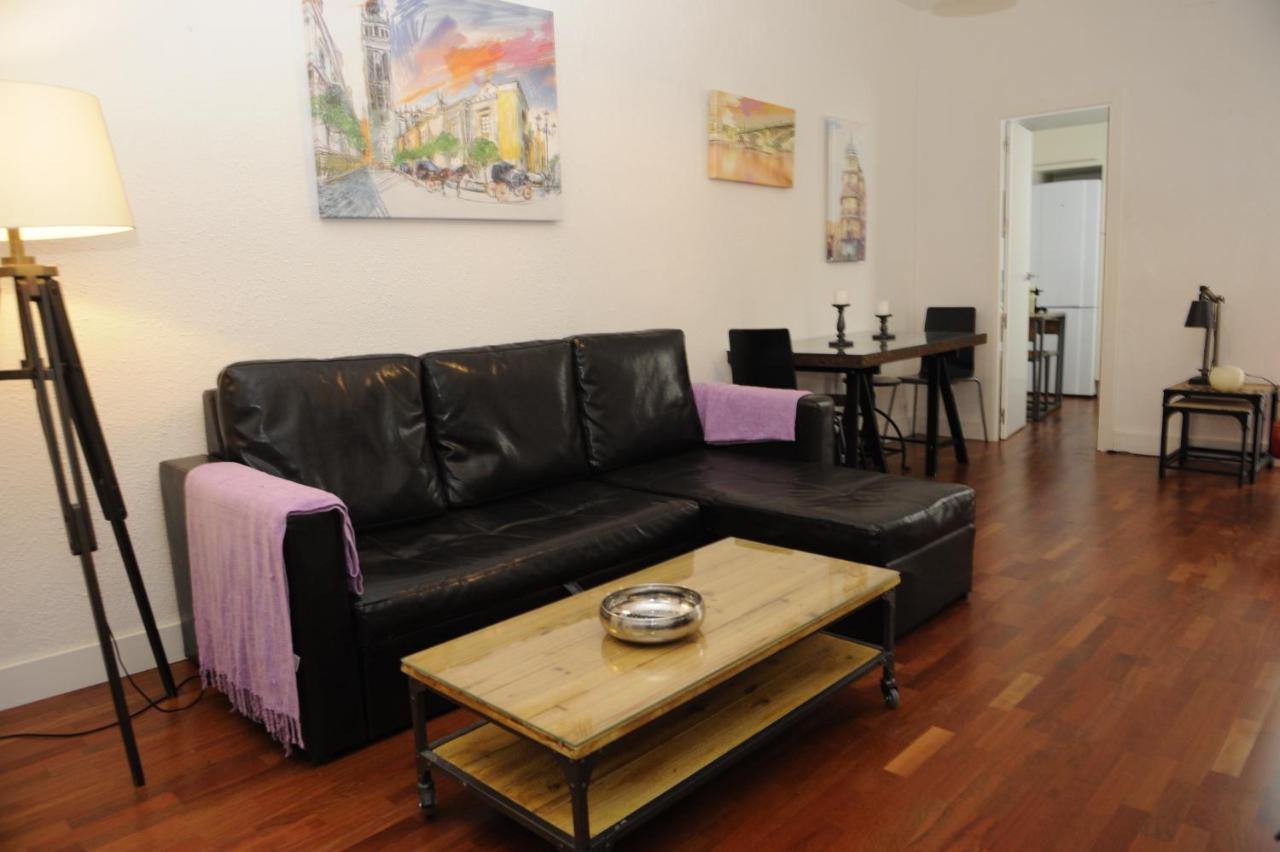 Apartamento Vacacional Santa Cruz Sevilla Bagian luar foto
